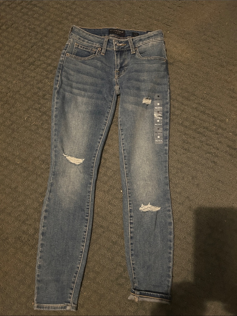 Lucky 🍀 Brand Distressed low rise Skinny Jeans - Picture 2 of 7